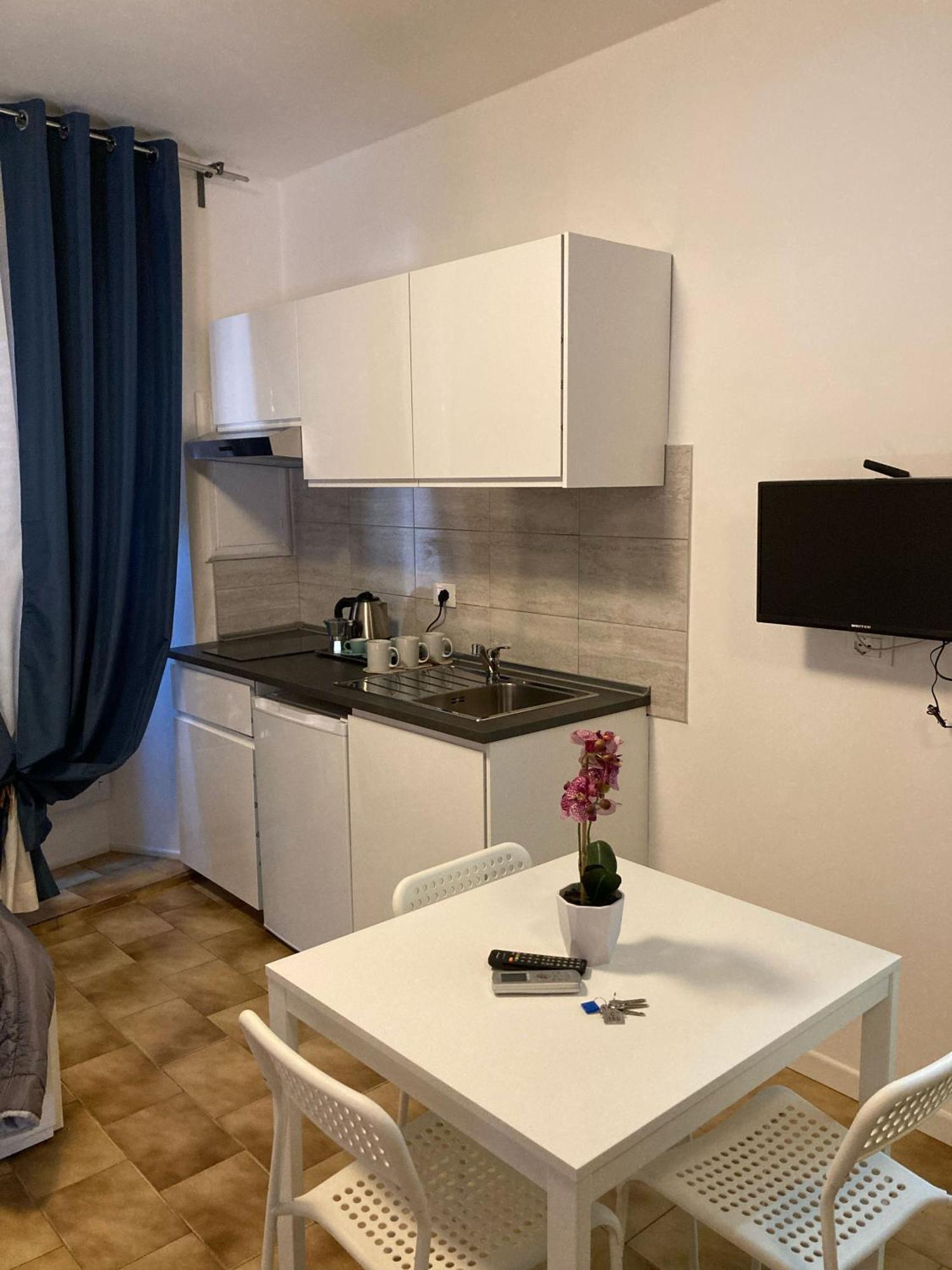 Bologna Central Apartments - Indipendenza 36 Экстерьер фото
